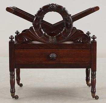 TIDNINGSSTÄLL, sk Canterbury. England, ca 1825.