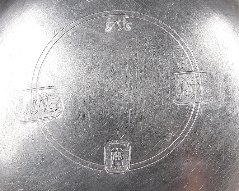 STOP, 2 st samt OLJELAMPOR, 2 st, tenn, bl a Nils Abraham Santesson, Stockholm, 1800-tal.