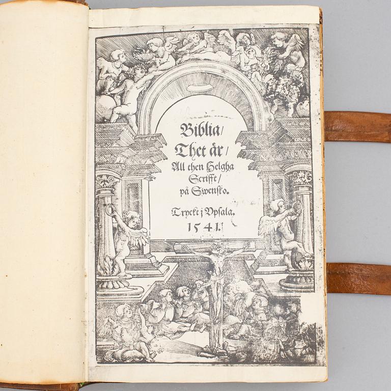 A bible, called Gustav Vasa's Bible, printed in Uppsala 1541.