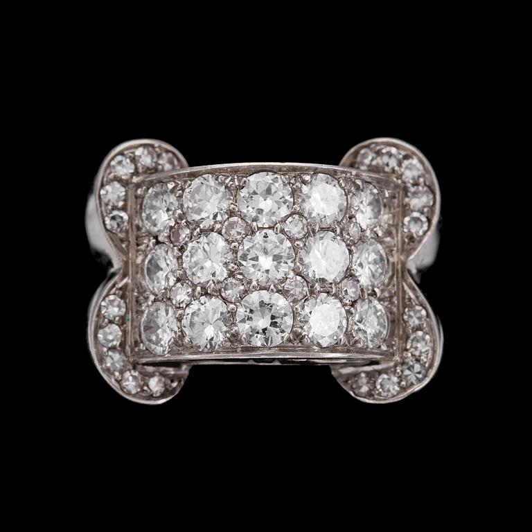 RING, briljantslipade diamanter, tot. ca 1.70 ct.