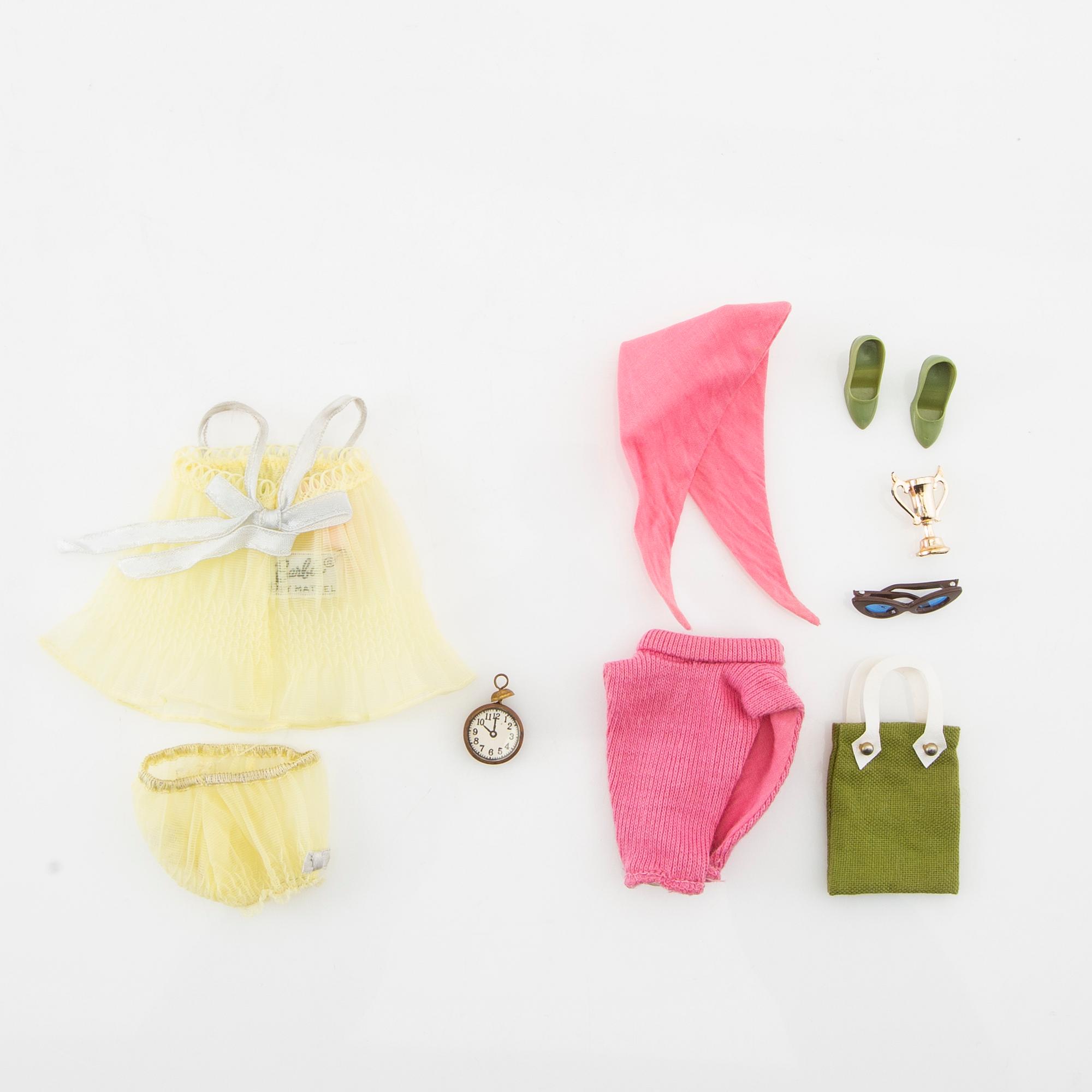 Barbie, doll, vintage "Ponytail" with various clothes and accessories, wardrobe and box, Mattel 1960.
