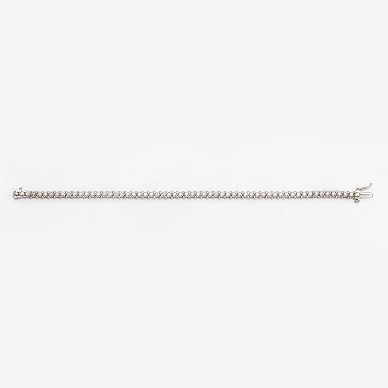 Armband, 14K vitguld och diamanter ca 1.18 ct tot.