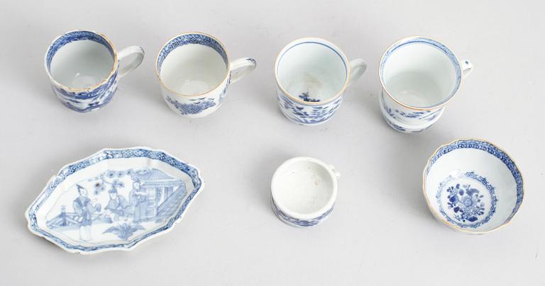 PORSLINSFÖREMÅL, 7 delar, Kina, 1700-/1800-tal.