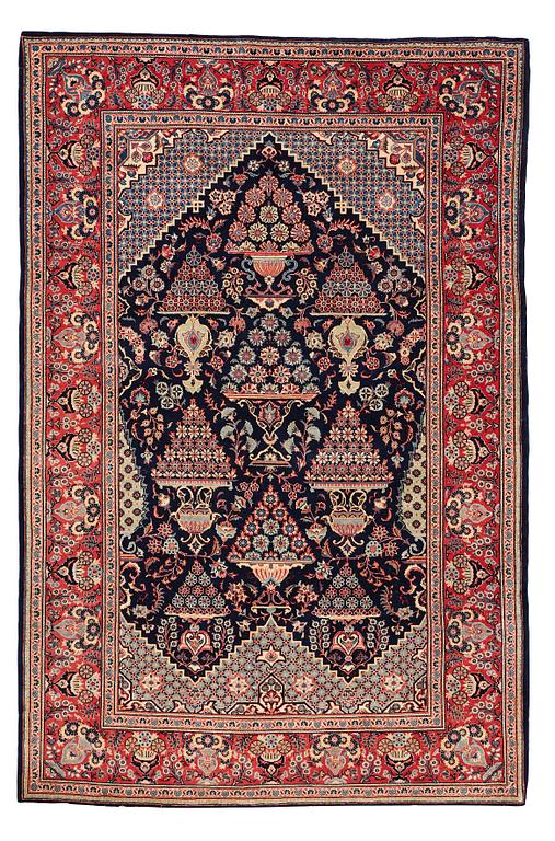 A rug, semi-antique, Kashan, ca 206,5 x 134,5 cm.