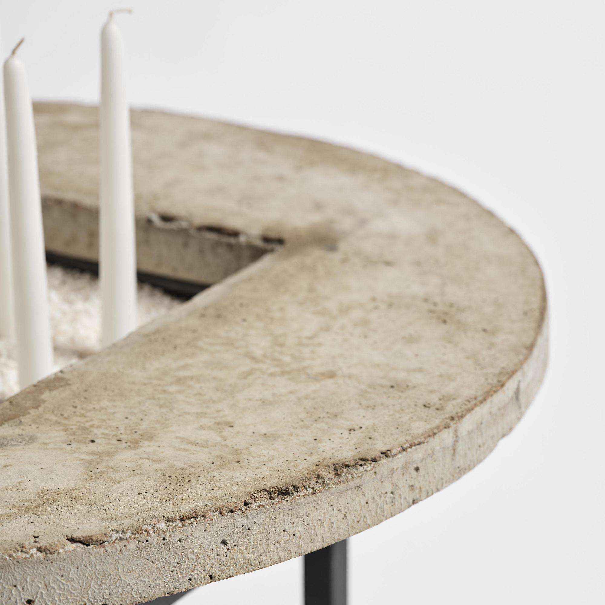 Jonas Bohlin, a “Concrete Jungle” table, ed. 18/100, Källemo, Värnamo, post 2007.