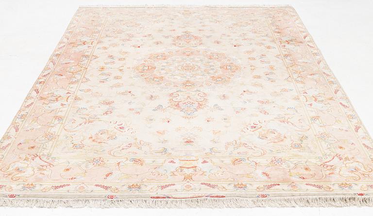 Rug, Tabriz, part silk, approx. 302 x 203 cm.