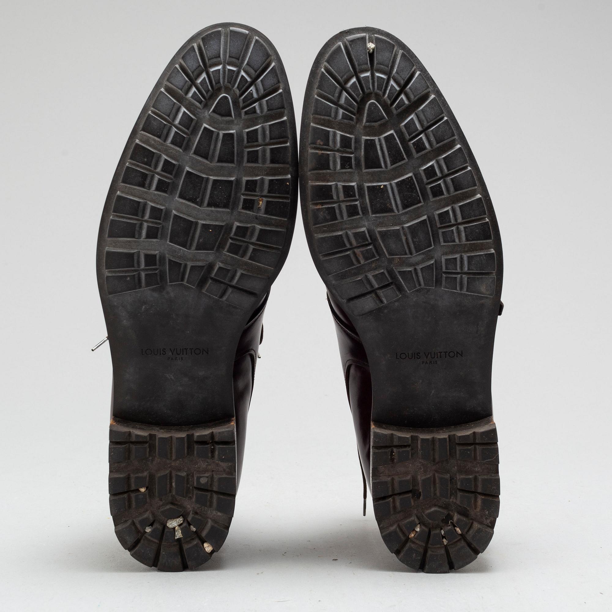 LOUIS VUITTON, shoes, size 10 1/2.