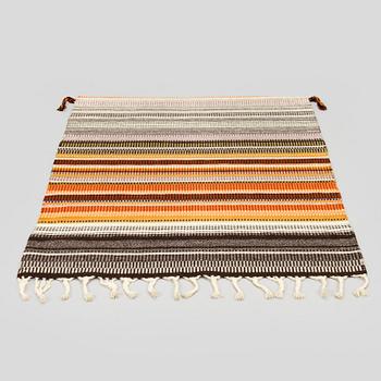 Elsa Montell-Saanio, rana / väggbonad, "Lägereld" Finland. Ca 120 x 88 cm.