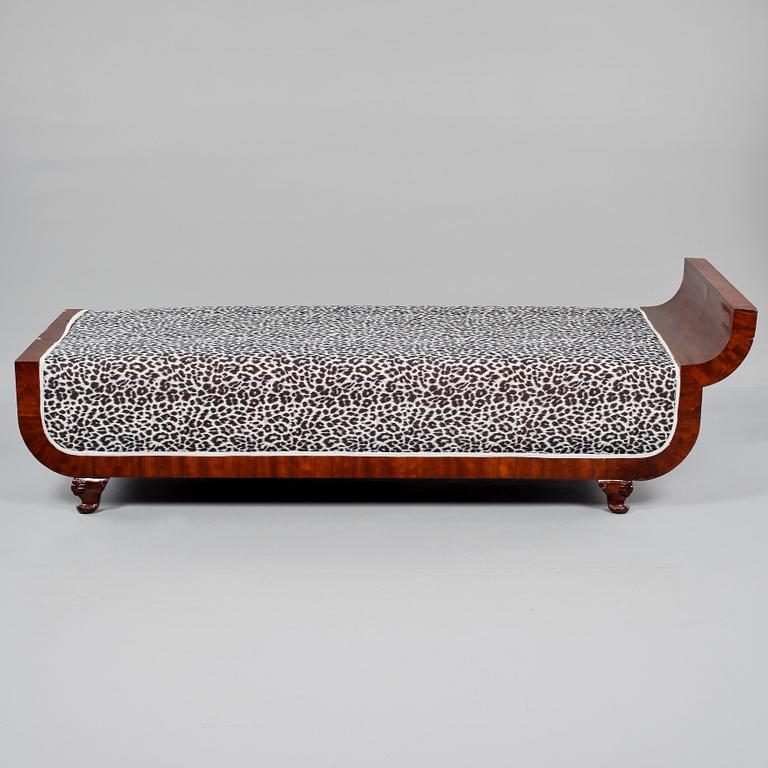 SCHÄSLONG, 1800-talets andra hälft.