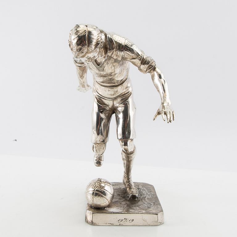 Wilhelm Zwick, efter Fotbolsspelare 1900-talets första hälft nysilver/vitmetall.