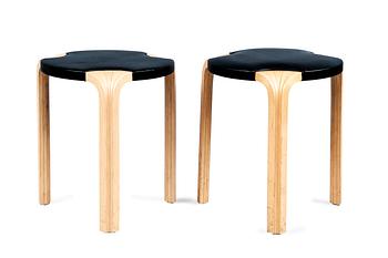 Alvar Aalto, A PAIR OF STOOLS No X 600.