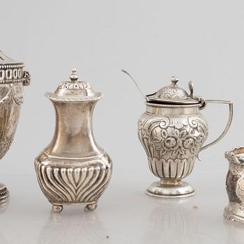 Eight silver pieces, England, Sweden, Germany and Norway, 19th-20th century.