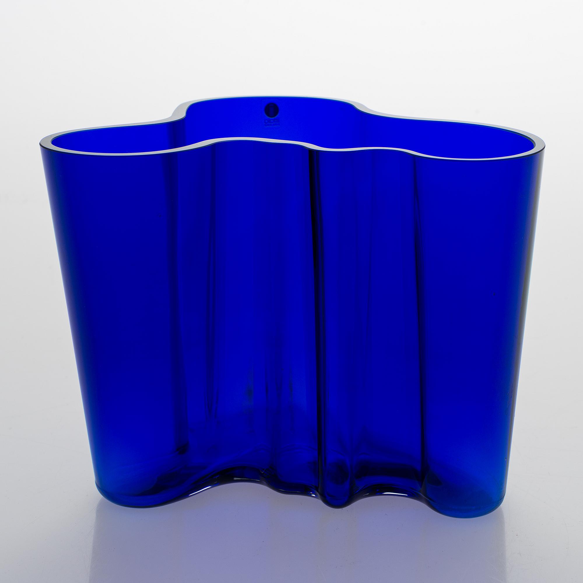 Alvar Aalto, vas, modell 3030, signerad Alvar Aalto Iittala.