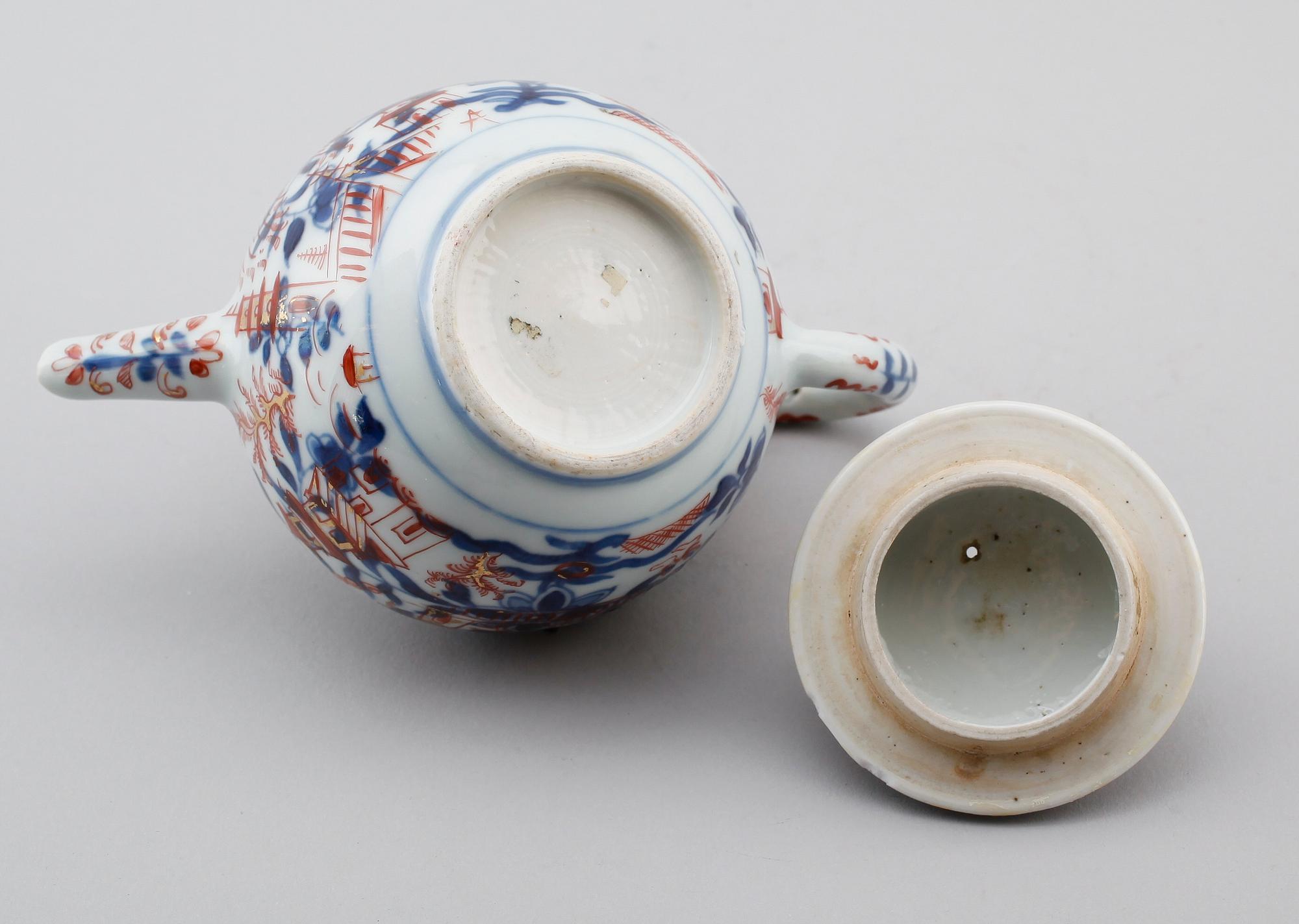 TEKANNA, porslin, Kina, Qianlong 1736-1795.