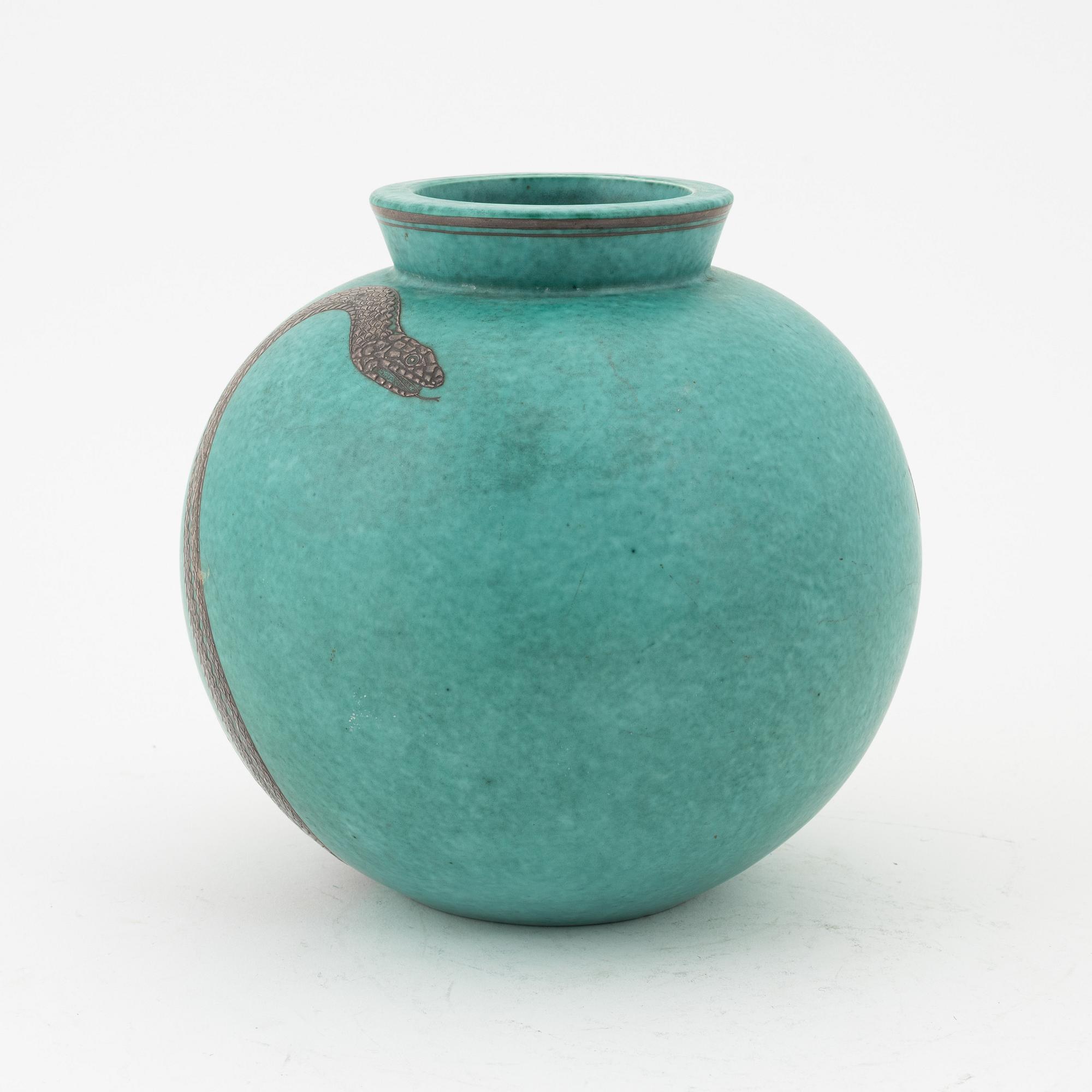 Wilhelm Kåge, a stoneware vase, 'Argenta', Gustavsberg, Sweden.