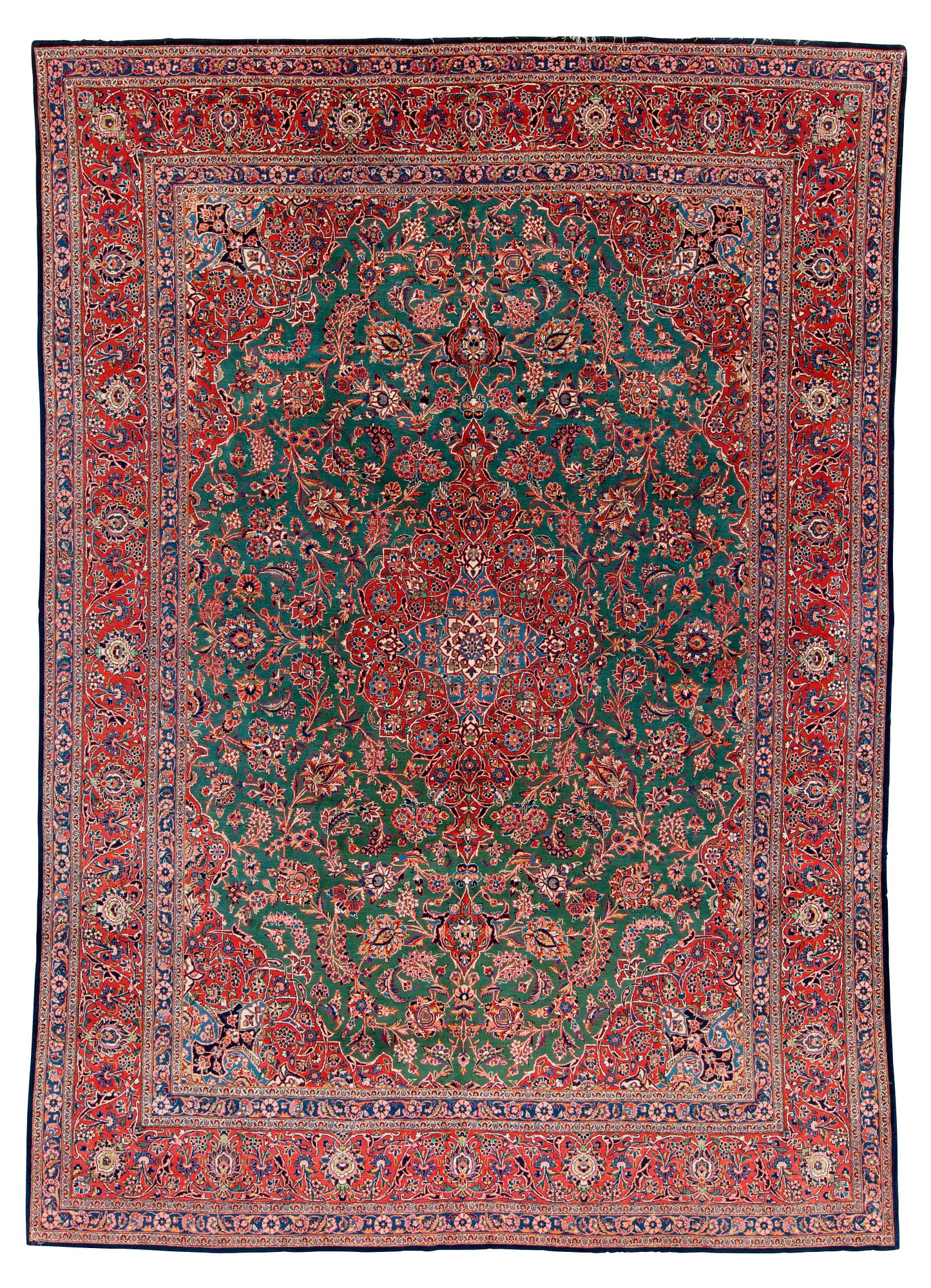 SEMI-ANTIQUE KASHAN. 383 x 274-278 cm.