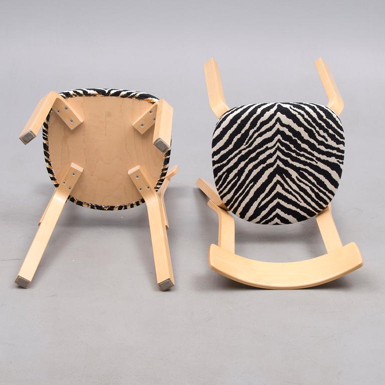 STOLAR, 4 st, modell 69, Alvar Aalto, Artek. Formgiven 1935.