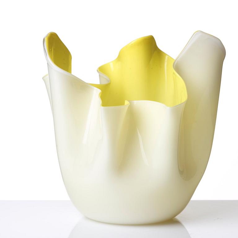 Paolo Venini, & Fulvio Bianconi, a "Fazzoletti" glass vase, Venini, Murano, Italy.