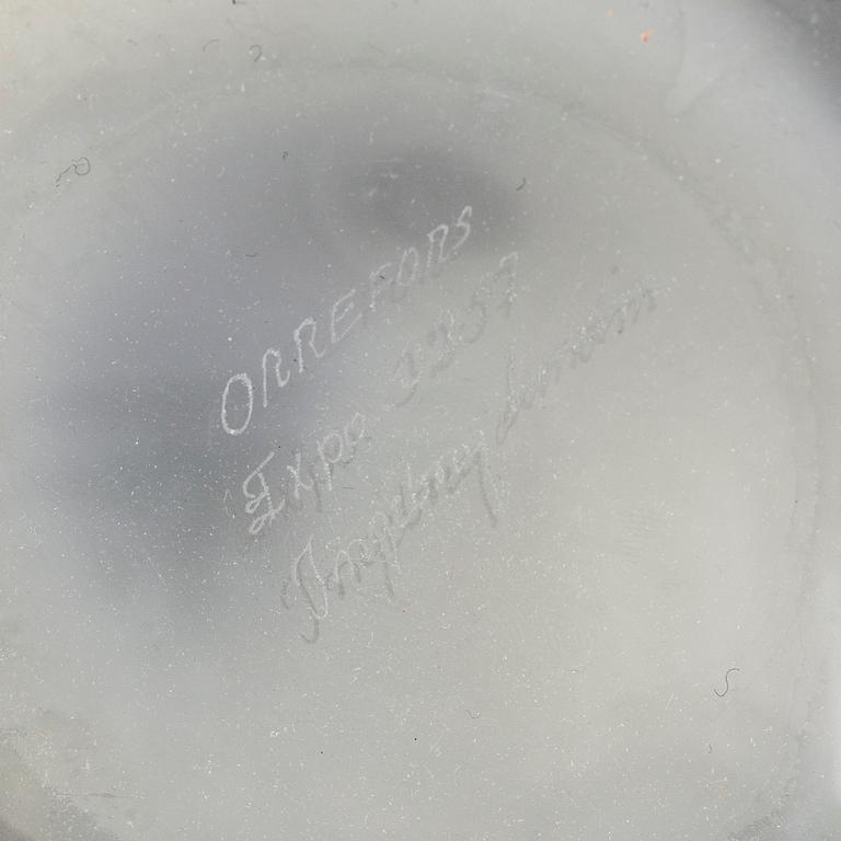 INGEBORG LUNDIN, vas av glas, "Äpplet", Orrefors. Formgiven 1955. Detta exemplar 1970-tal.