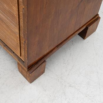 Chiffonier, empire, utförd av Daniel Sehfbom (mästare i Stockholm 1800-1837).