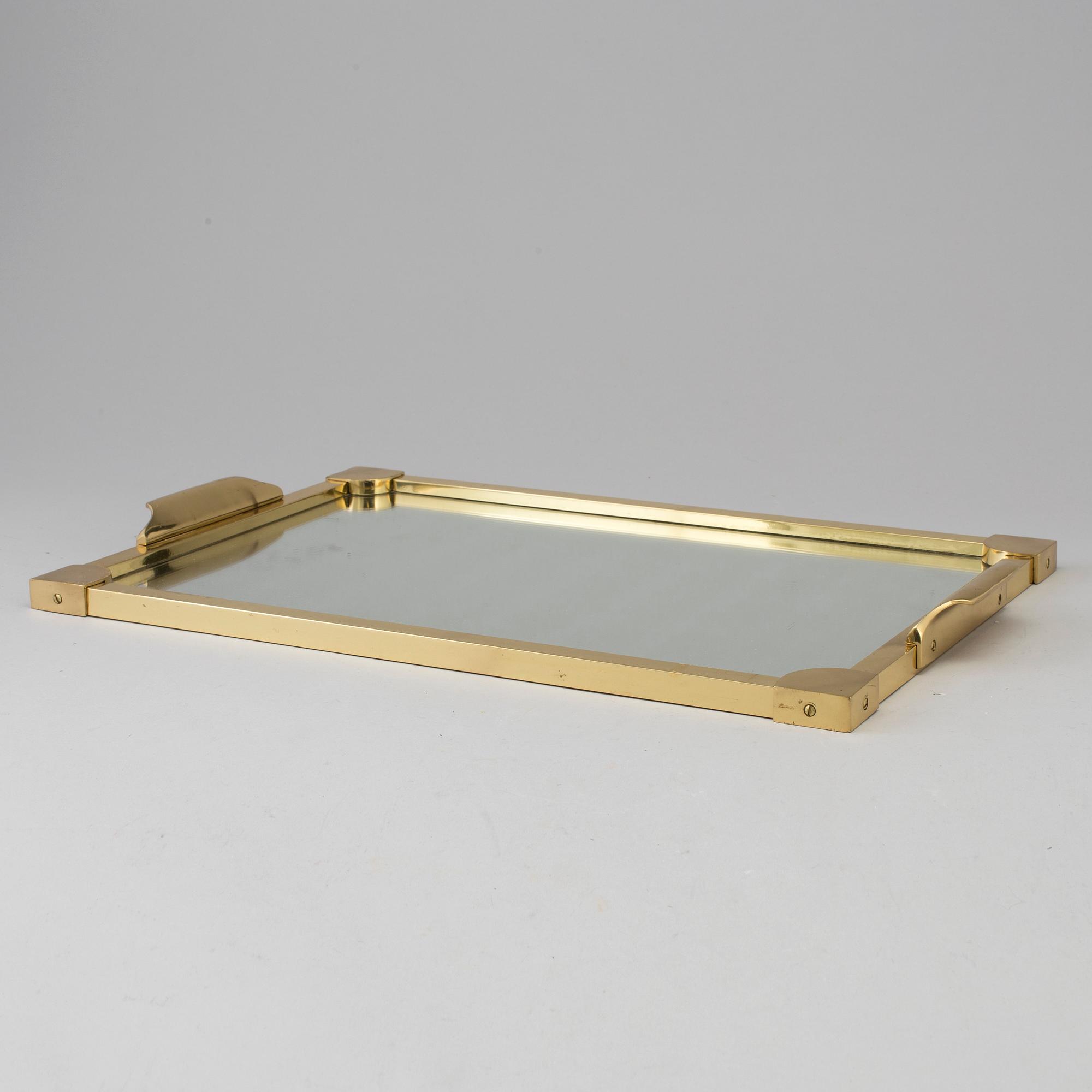 A mid 20th century table plateau.