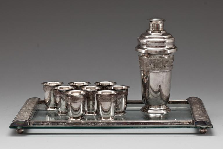 DRINKSET, 10 delar, silver och glas, Vietnam, 1900-tal, totalvikt ca 1335 g.