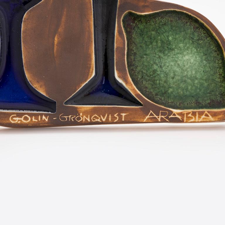 Gunvor Olin-Grönqvist, relief, stengods, signerad G. Olin-Grönqvist Arabia.