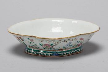 SKÅLFAT, porslin, Kanton, 1800-talets mitt.