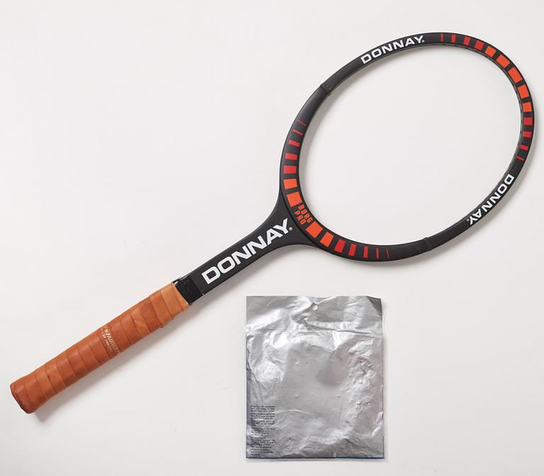 Tennis racket, Donnay. Signed by Björn Borg, specially made Donnay Borg Pro.