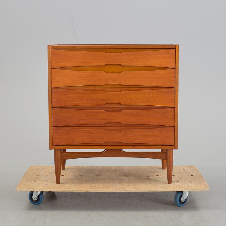 A mid 20th century teak dressing commode.