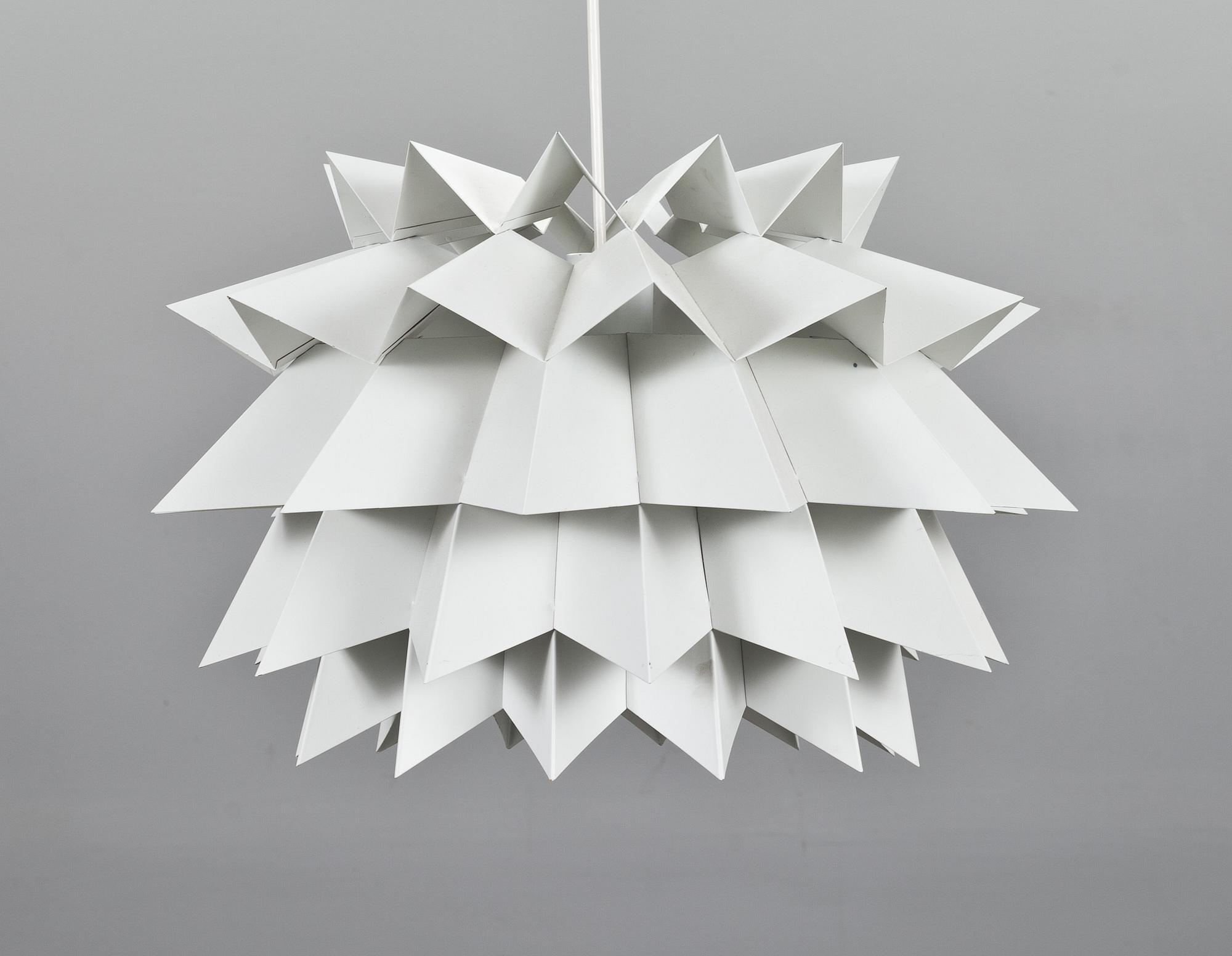 TAKLAMPA, 1960-tal, höjd 40 cm.