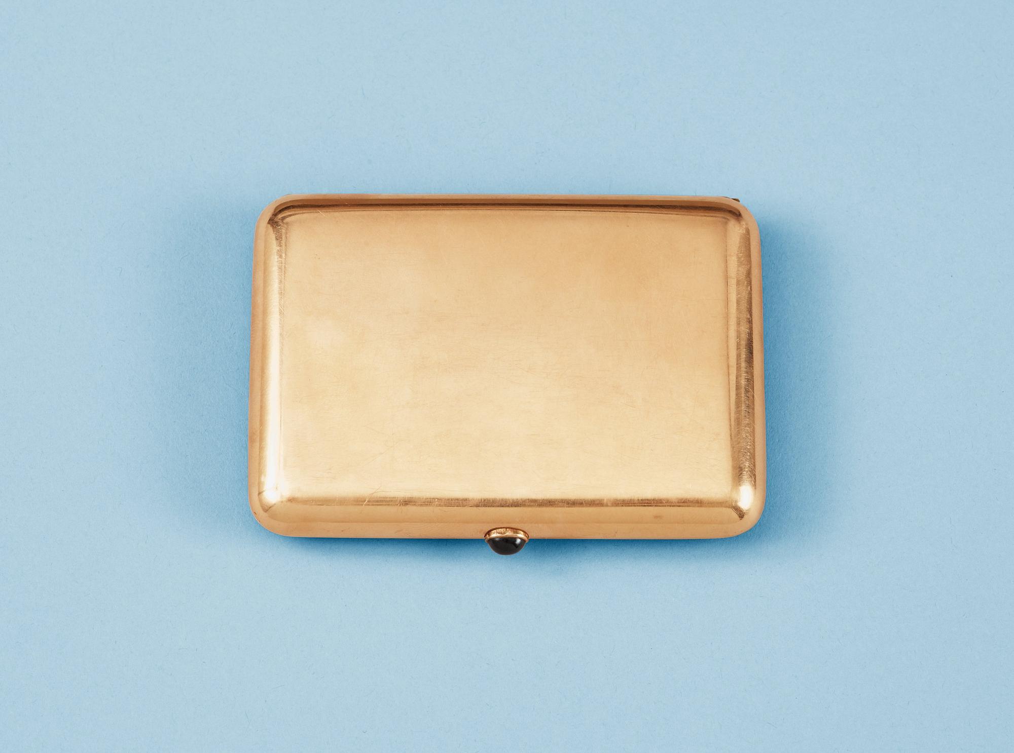 CIGARETTETUI, guld, icke identifierad mästare, S:t Petersburg 1908-1917.