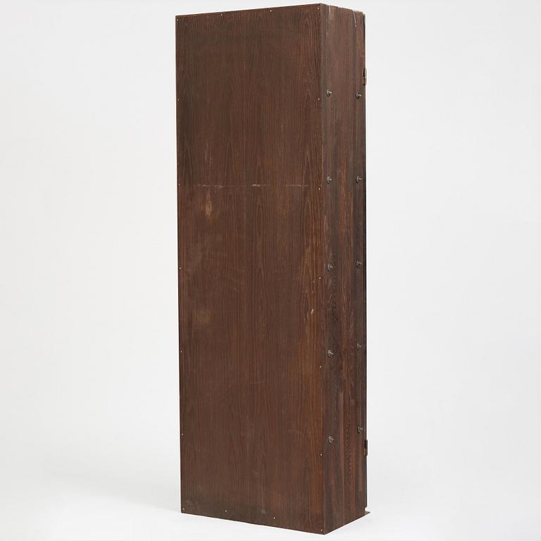 Jonas Bohlin, a "Slottsbacken" cabinet, Källemo, Sweden post 1987.