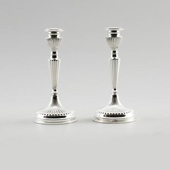 LJUSSTAKAR, 1 par, silver, Finland, 1900-talets första hälft.