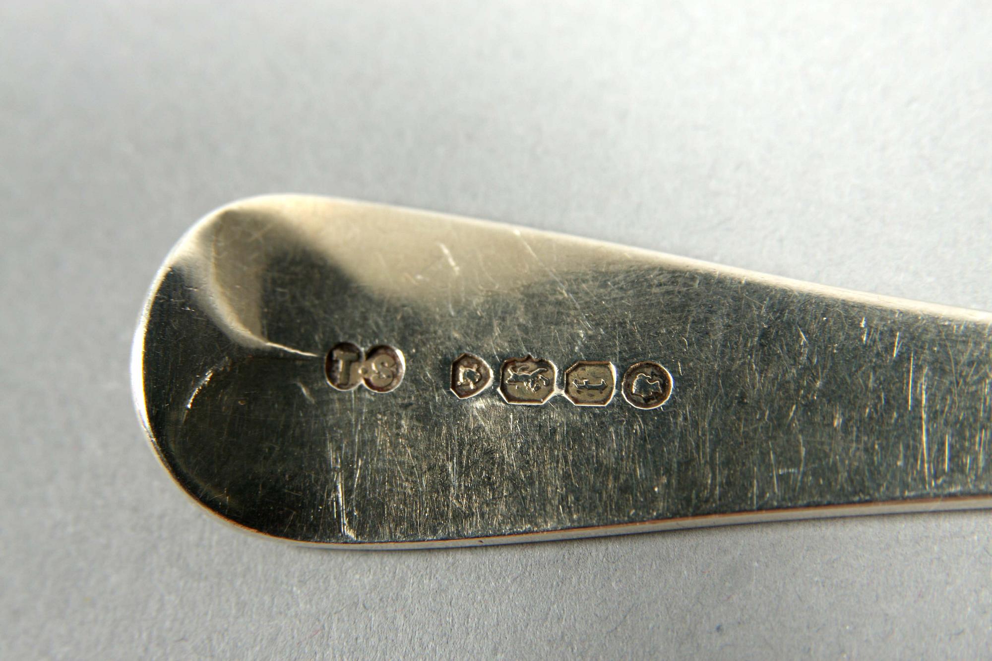 SERVERINGSBESTICK, 3 st, bl.a. "Dronning/Acanthus", Johan Rohde för Georg Jensen.