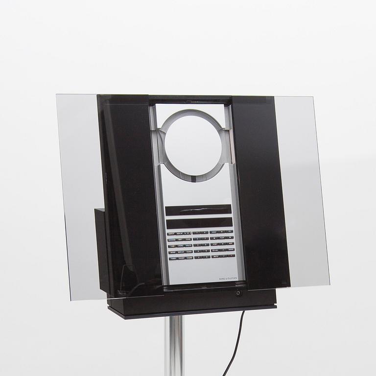 STEREO, "Beosound 3000", David Lewis, Bang & Olufsen, tillverkad mellan 2000 - 2006.