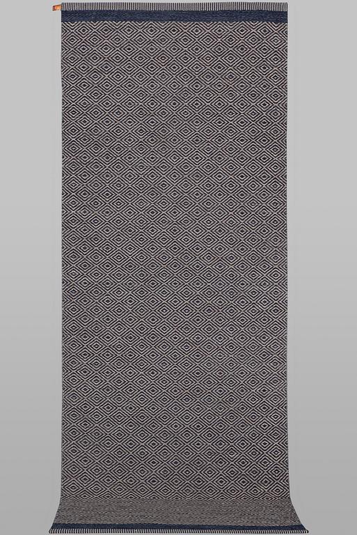 Gallerimatta, "Goose eye", Kasthall, ca 240 x 86 cm.