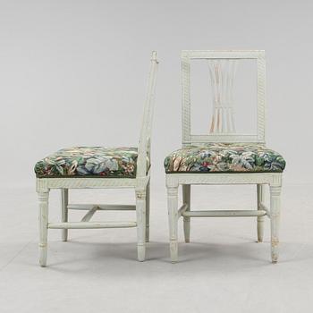 STOLAR, ett par, sengustaviansk stil, 1800-talets andra hälft.