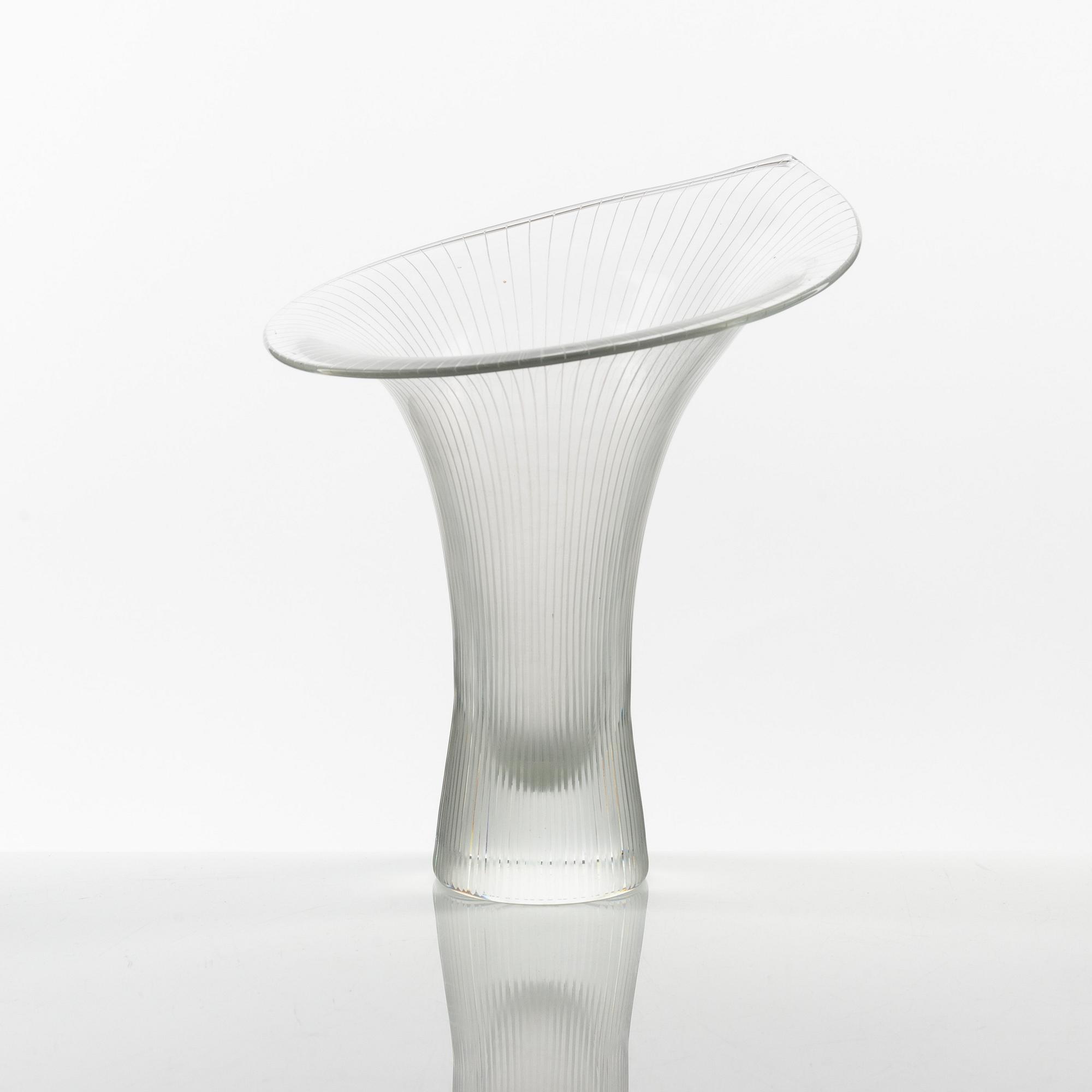Tapio Wirkkala, vase, "Kanttarell", signed Tapio Wirkkala, Iittala -55.