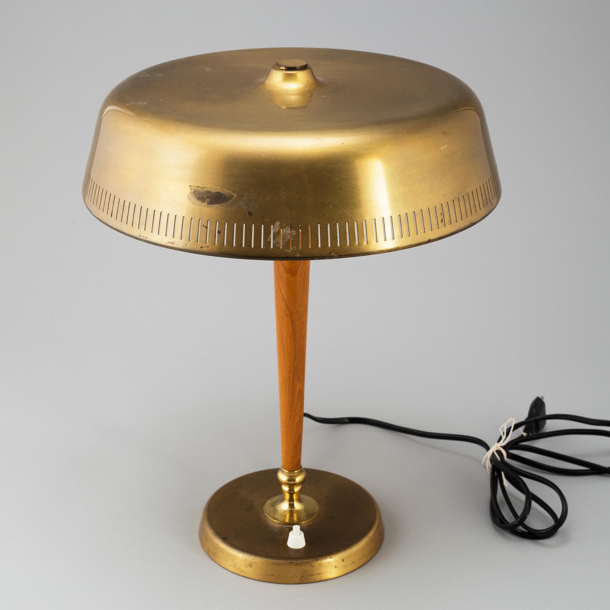 A mid 20th century table light.