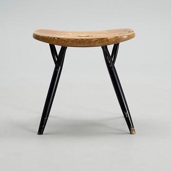 ILMARI TAPIOVAARA, stool, "Pirkka", Laukaan Puu, mid 1900.