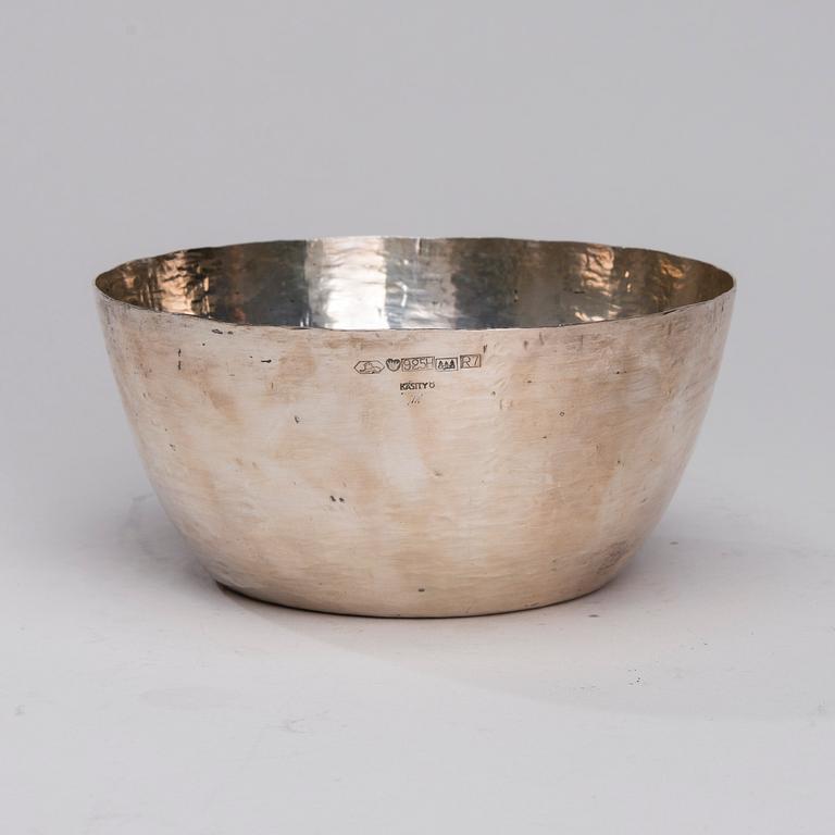 SKÅL, sterling silver, Tapio Wirkkala, Kultakeskus,  Tavastehus 1970. Stämplad Käsityö, TW. Vikt 308 g.