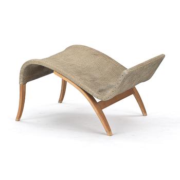 FOTPALL. Design Bruno Mathsson, firma Karl Mathsson.
Värnamo. Daterad på etikett 41.