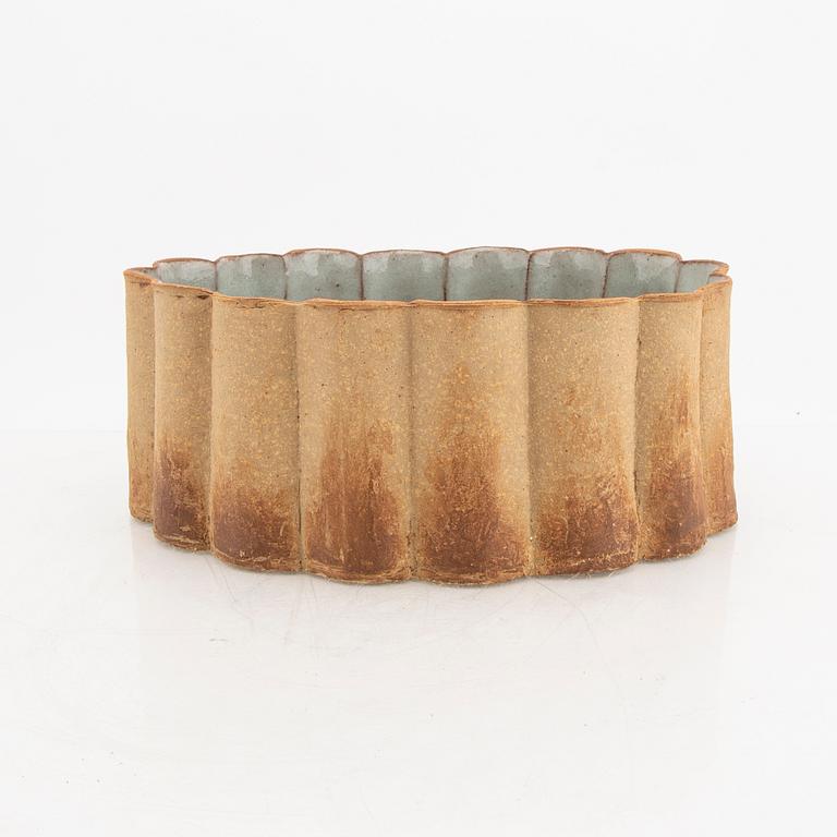 Signe Persson-Melin, a  signed and dated 15 glazed stoneware "Cumulus" bowl.