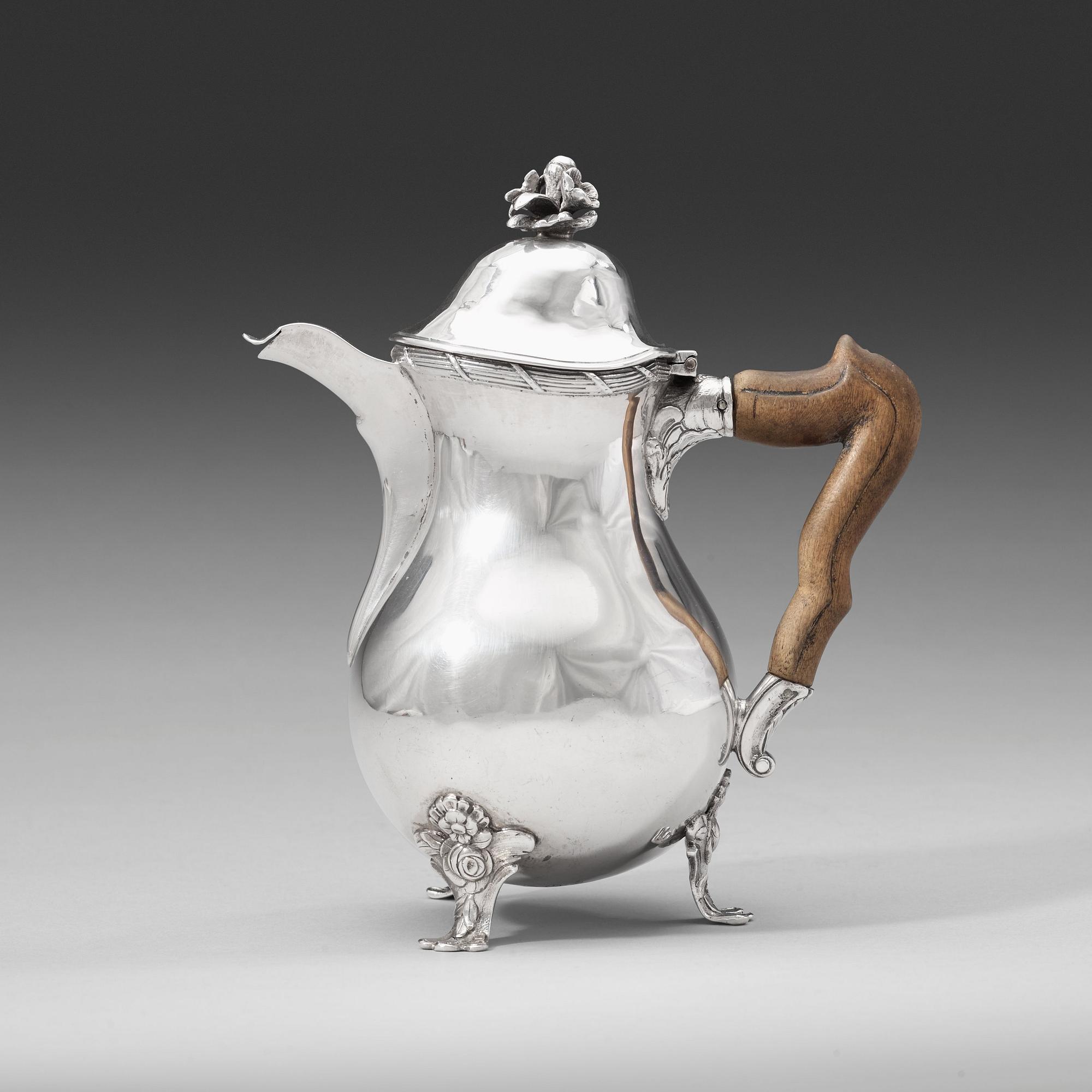 A Swedish 18th century silver coffee-/milk-jug, marks of Jacob Lampa, Stockholm 1777.