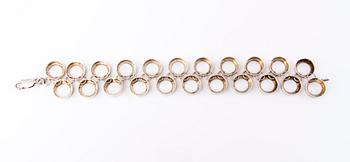 RIIPUS, RANNEKORU, SORMUS JA RINTANEULA, sterlinghopea ja kromidiopsidi, Kultateollisuus Ky Viljanen, Turku, 1974-75.