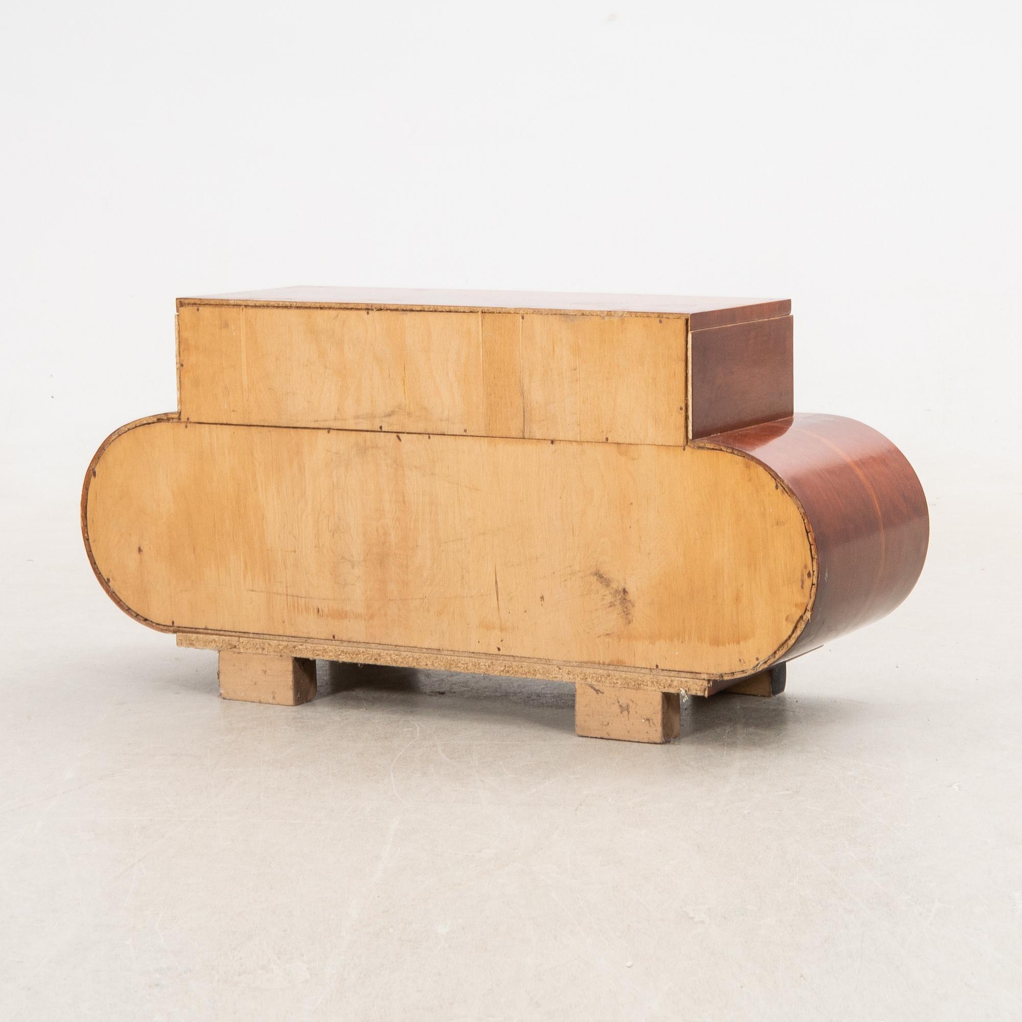 Sideboard Art Deco, first half of the 20th century.