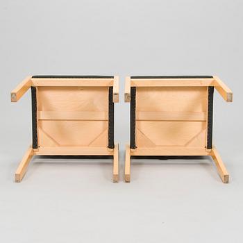 Alvar Aalto, stolar, 4 st, modell 611, Artek 2006.
