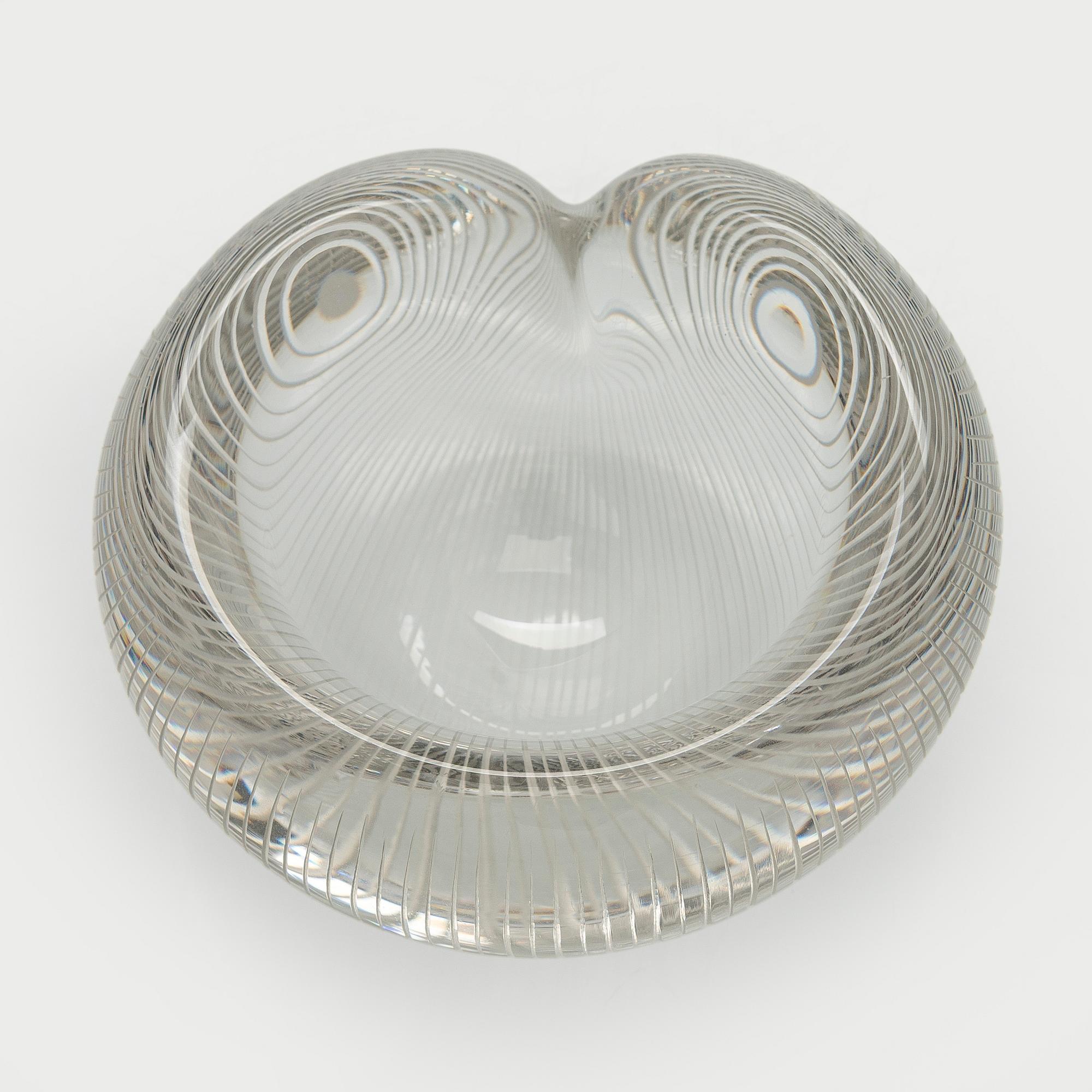 Tapio Wirkkala, a model 3327 glass bowl, signed Tapio Wirkkala Iittala -57.