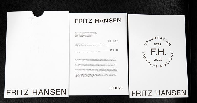 Poul Kjaerholm, sofa "Pk 31-2" for Fritz Hansen Denmark 2022.